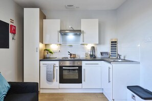 Estúdio superior, para não fumantes | Cozinha privada | Chaleira elétrica