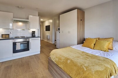 For Student Only The Summit in Leicester