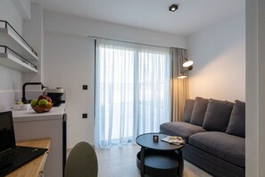 TV - KEDL Junior Suites 102 (Kalamata)