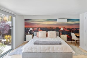 6 slaapkamers, een strijkplank/strijkijzer, reisbedje, internet