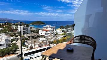 Deluxe Room, Sea View | Terrace/patio