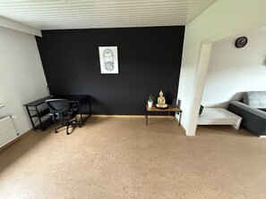 Interior - Large vacation apartment with garden and wallbox - pets also welcome (Künzell)