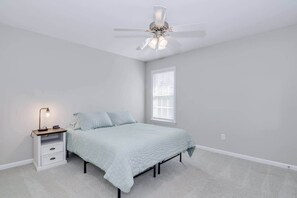 3 bedrooms, WiFi, bed sheets