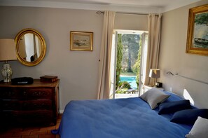 5 bedrooms, iron/ironing board, WiFi, bed sheets - Summer in AIX en provence (Aix-en-Provence)
