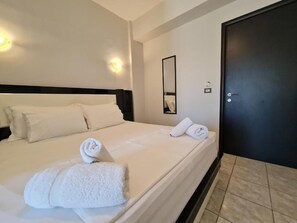 Triple Room, Balcony | Soundproofing, free WiFi - Hotel Ardiani (Ksamil)