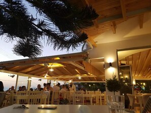 Front of property - Hotel Ardiani (Ksamil)