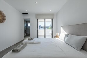 3 camere, ferro/asse da stiro, Wi-Fi
