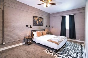 4 Schlafzimmer, Bügeleisen/Bügelbrett, Reisekinderbett, kostenloses WLAN