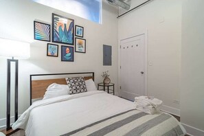 2 bedrooms, iron/ironing board, travel cot, free WiFi