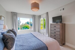 Apartment, Multiple Beds, Patio, Partial Ocean View