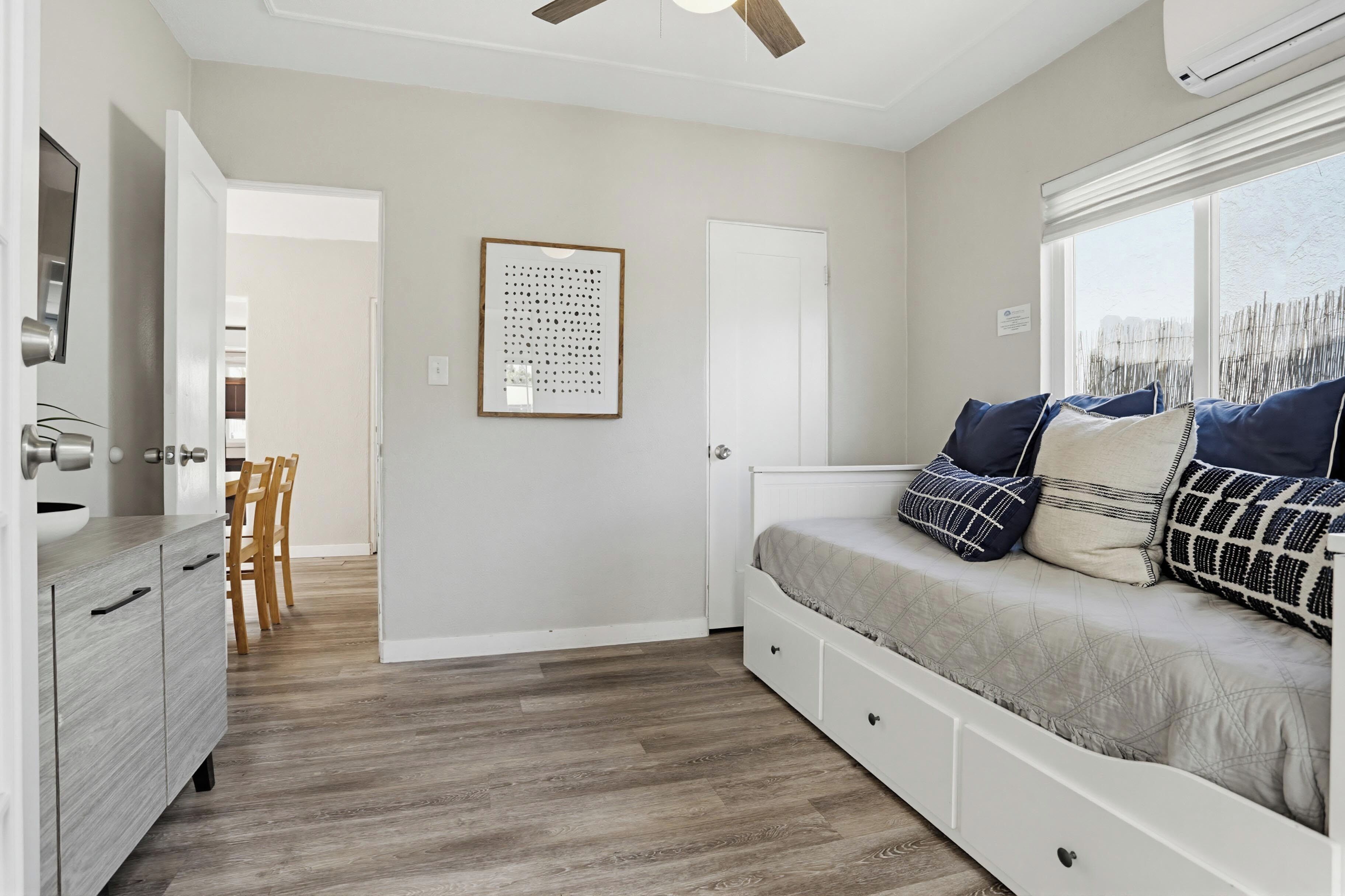 House, Multiple Beds, Patio, City View