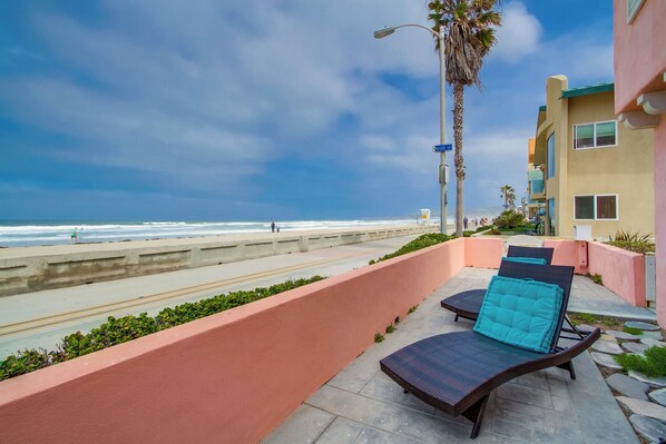 Ferienhaus, Mehrere Betten, Terrasse, Meerblick | Ausblick vom Zimmer