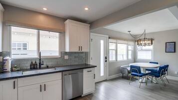 House, Multiple Beds, Balcony, Ocean View | Private kitchen | Coffee/tea maker