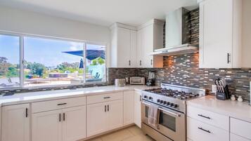 House, Multiple Beds, Pool Access, Partial Ocean View | Private kitchen | Coffee/tea maker
