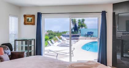 La Jolla Oasis