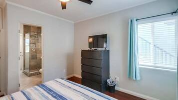 Apartment, Berbilang Katil, Patio, Ocean View | 1 bilik tidur, dihias secara berasingan