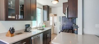 Manhattan Shores 1C