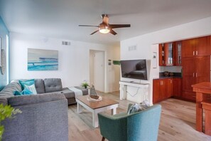 Apartment, Multiple Beds, Hot Tub, Partial Ocean View | Living area - Manhattan Shores 5 (San Diego)