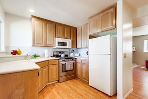 Condo, Multiple Beds, Patio, Ocean View | Private kitchen | Coffee/tea maker