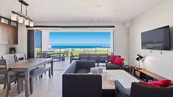 Condo, Multiple Beds, Balcony, Ocean View | Living area