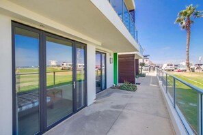 Condo, 2 Queen Beds, Balcony, Ocean View | Exterior detail - Ocean Park 03 (San Diego)