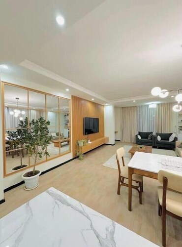 Luxurious Apartment: Spacious & Elegant retreat!