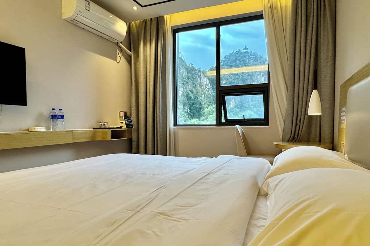 Comfort Double Room, Mountain View
