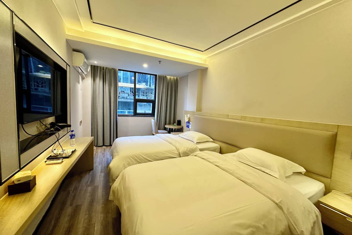 Comfort Twin Room