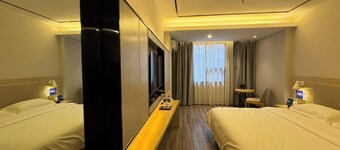 Guilin Tree Hotel