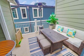 Condo, Multiple Beds, Balcony, Ocean View | Outdoor dining - Santa Barbara Bayside (San Diego)