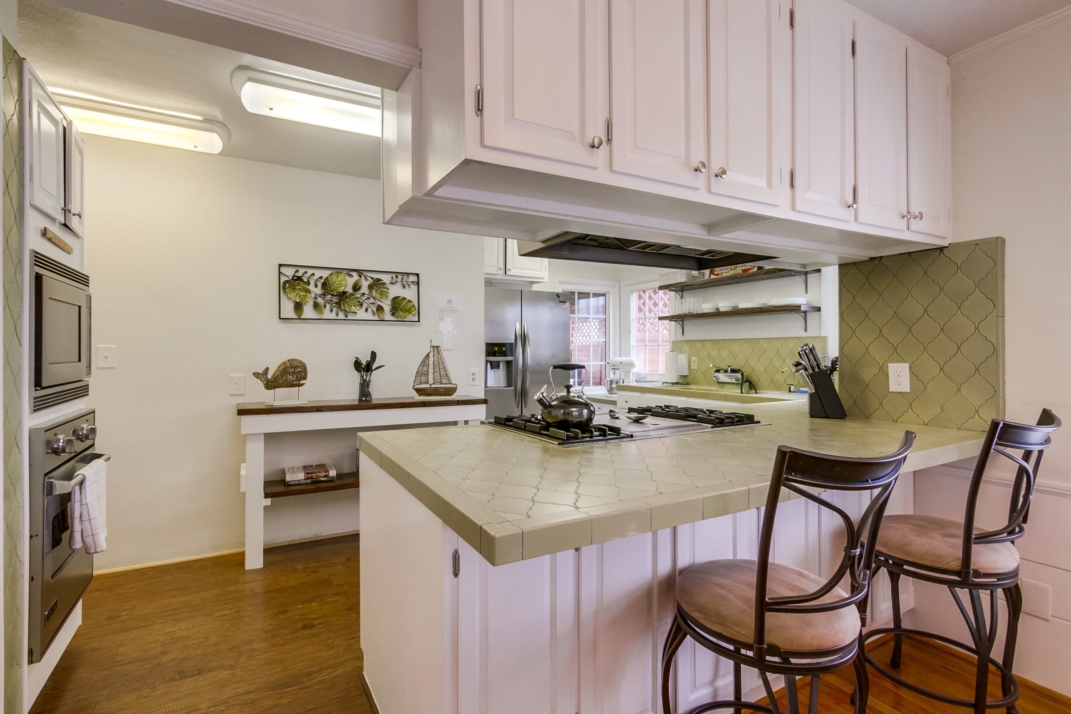 House, Multiple Beds, Hot Tub, City View | Private kitchen | Coffee/tea maker