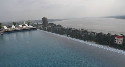 Stunning Gombe Apartment with rooftop pool & terrace in secure residential area