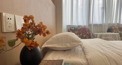 A cozy home,Chic 2-bedroom apartment with AC, WiFi in beautiful Wuyuan county
