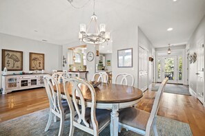 Dining - Lakefront, Golf Cart Included, Pet Friendly - 259 Deer Run (Fripp Island)