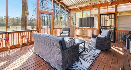 Atchafalaya River Cabin Sleeps 7