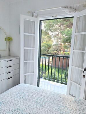 2 soverom, strykejern/-brett, wi-fi og sengetøy