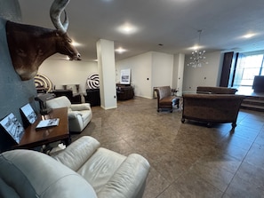Interior - 3,200 sq ft  in Historic Warehouse (Abilene)