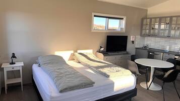 1 bedroom, travel crib, free WiFi, bed sheets