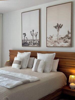 2 bedrooms, iron/ironing board, WiFi, bed sheets - Villa España. Beautiful apartment overlooking a spectacular beach (Indigo Bay)