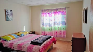 Familiehytte - strandudsigt | 1 soveværelse, gratis Wi-Fi