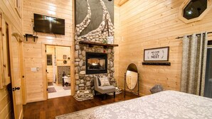 1 bedroom, free WiFi, bed sheets - As You Wish Cabin in a breathtaking one-bedroom honeymoon cabin that is the perfect place to make lasting memories with each other. (Broke Bow)