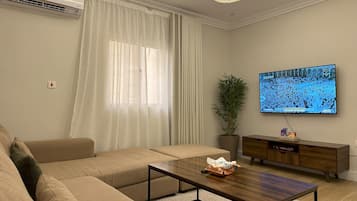 Standard Suite | Living area