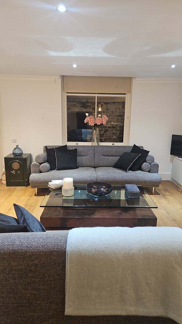 Living area - Beautifull 1 bedroom flat right in the heart of Notting Hill, London W1 (London)