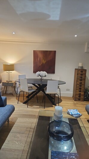 Dining - Beautifull 1 bedroom flat right in the heart of Notting Hill, London W1 (London)