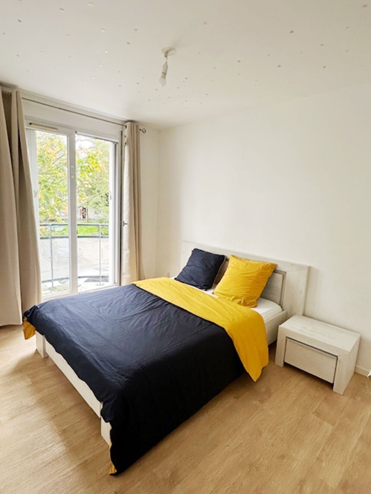 2 bedrooms, iron/ironing board, travel crib, WiFi