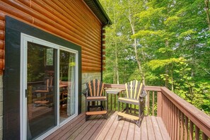 Terrace/patio - Ridgeview Retreat | Hocking Hills (South Bloomingville)