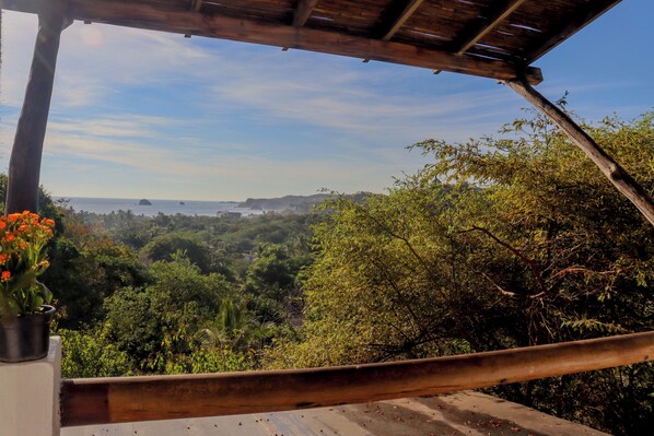 舒适客房, 阳台, 海景 | 免费 WiFi