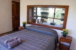 Comfort Room, Garden View