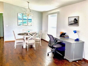 Interior - Rosie's Surf Shack: 3 BR, 2 BA house in beautiful Grays Harbor (Grays Harbor County)