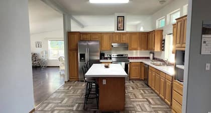 Rosie's Surf Shack: 3 BR, 2 BA house in beautiful Grays Harbor